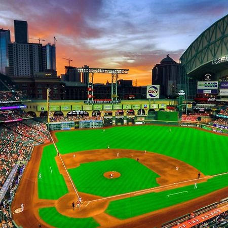 U1 Penthouse Downtown Houston Rental Car Available Apt 1Br 1Bth Gym Sleep Good ภายนอก รูปภาพ