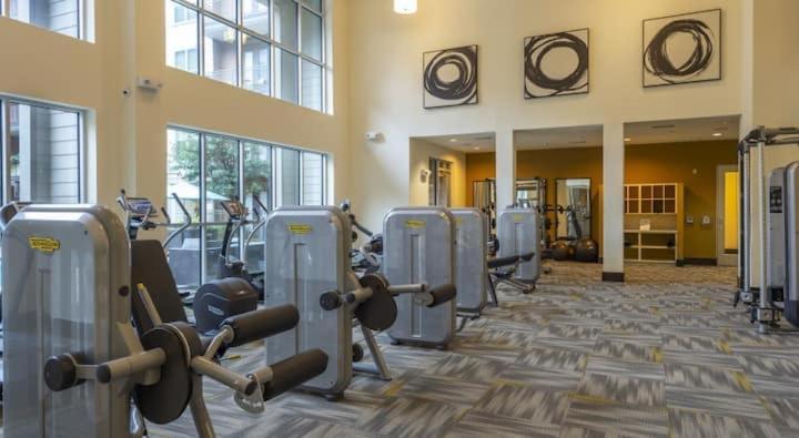 U1 Penthouse Downtown Houston Rental Car Available Apt 1Br 1Bth Gym Sleep Good ภายนอก รูปภาพ
